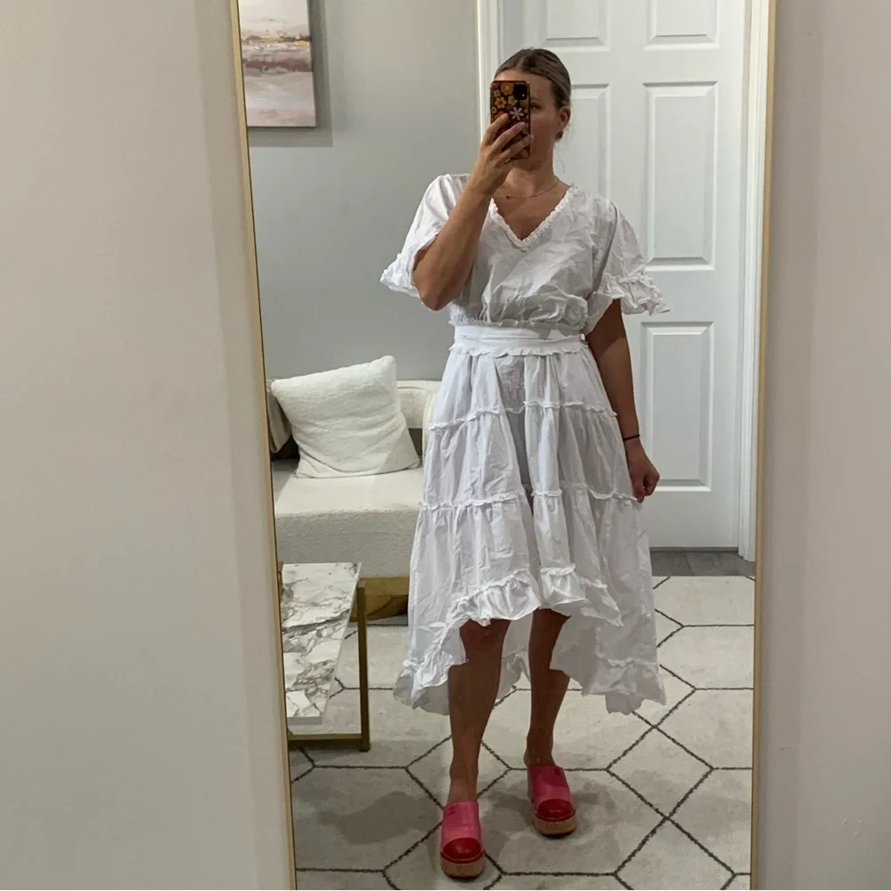 Sue Sartor x Cynthia Cazort Collins Dress High Low Midi Ruffle Tiered in White - Picture 2 of 8